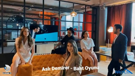 ‘Baht Oyunu’nun jenerik şarkısı büyük ilgi görüyor...