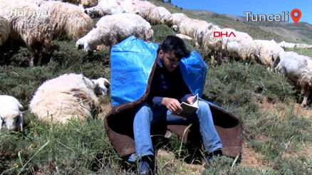 Çobanlık yaparken Robert Lisesini kazandı, sırada Tilburg Üniversitesi var Çobanlık yaparken Robert Lisesini kazandı, sırada Tilburg Üniversitesi var