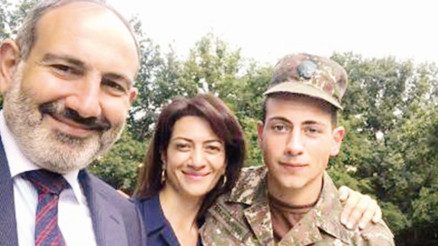 Paşinyan: Esirleri verin oğlumu alın Paşinyan: Esirleri verin oğlumu alın