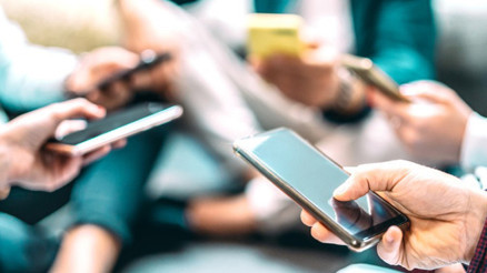 Sosyal medya küslüğü