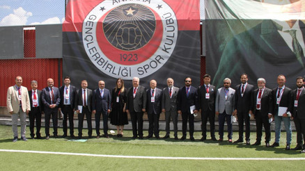 Bir devir kapandı yeni dönem başlıyor