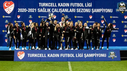 Turkcellden TURKSPORUna 1 milyar TLlik yatırım