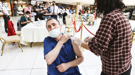 Prof. Dr. Hüseyin Altaş: AVM’lerde aşı yapabiliriz