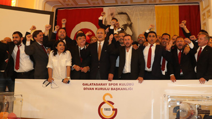 Son Dakika Haberi... Galatasarayda tarihi seçim sona erdi Burak Elmas, Galatasarayın 38. başkanı oldu