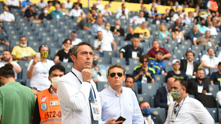 Son Dakika: Fenerbahçede kongre günü  Ali Koç tek aday... Aziz Yıldırım için ihraç istemi...