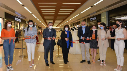 Mülteci kadınlardan gelinlik tasarımı