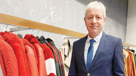 Derici Ruslar Antalya’ya akın etti Derici Ruslar Antalya’ya akın etti