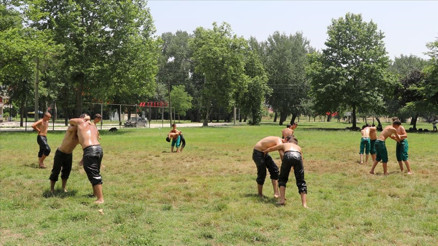 Tarihi Kırkpınar Yağlı Güreşleri ne zaman yapılacak Ödül ne kadar Seyirci olacak mı İşte son bilgiler Tarihi Kırkpınar Yağlı Güreşleri ne zaman yapılacak Ödül ne kadar Seyirci olacak mı İşte son bilgiler