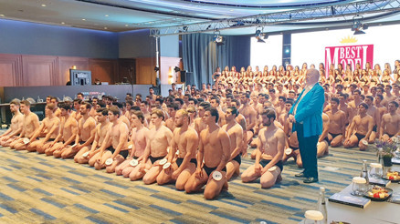 34. Best Model Türkiye yarışmacıları sansasyon yaratan o kareyi anlattı:  Fotoğraf için oturduk