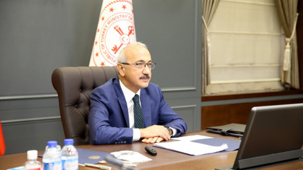 Bakan Elvan, İngiliz şirketlerin yöneticileriyle görüştü