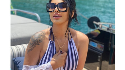 Modacı Yeliz Yasa: Bu yaz canlı renkler moda