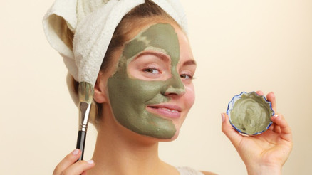 Kil Maskesi Nasıl Yapılır, Ne İşe Yarar, Faydaları Nelerdir Kil Maskesi Yapımı ve Uygulanışı Kil Maskesi Nasıl Yapılır, Ne İşe Yarar, Faydaları Nelerdir Kil Maskesi Yapımı ve Uygulanışı