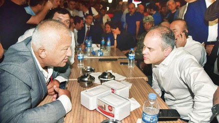 Fatih Çekirge: Samsunda 15 Temmuz gecesi iki bakanla demokrasi nöbeti...