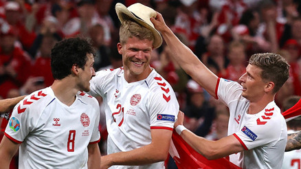 Son Dakika Fenerbahçe Transfer Haberi: Trabzonsporu reddetti, Andreas Cornelius Fenerbahçeye geliyor Son Dakika Fenerbahçe Transfer Haberi: Trabzonsporu reddetti, Andreas Cornelius Fenerbahçeye geliyor