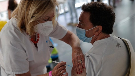 Avrupa Birliği duyurdu: Kovid-19’a karşı aşılamada hedefe ulaşıldı