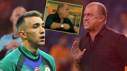 Son Dakika Haberi... Galatasaray - PSV maçında Fatih Terim çılgına döndü Sözleri ekrana yansıdı, Musleranın hareketi çileden çıkardı