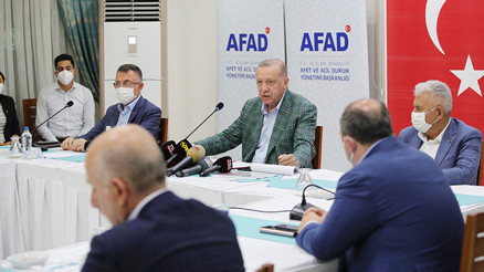 Erdoğandan tüm Türkiyeye çağrı: Binanın tuğlaları gibi sıkı sıkıya kenetlenmeye davet ediyorum