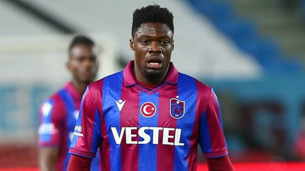 Transfer Haberleri: Ekuban, Genoa ile görüşmek için Trabzondan ayrıldı