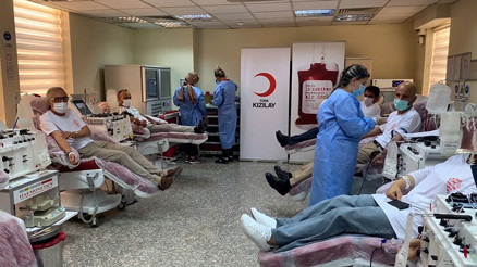 Öğretmenler kan bağışında “Ben de varım” dedi Öğretmenler kan bağışında “Ben de varım” dedi