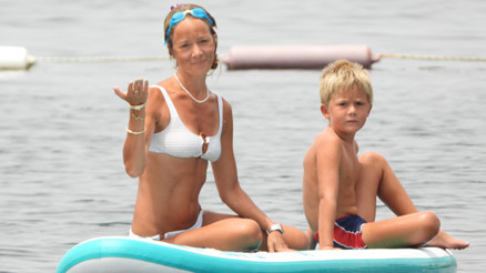 Bade İşçilin oğlu Azurdan güldüren tepki: Annemi çekmesene