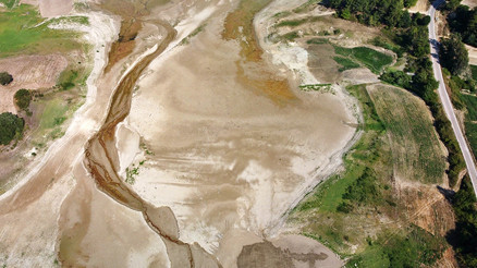 Doğu Akdenizde barajların doluluk oranı sıcaklık ve yağış azlığı nedeniyle düştü