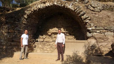 Nysa Antik Kentinde 1800 yıllık stadyum çeşmesi bulundu