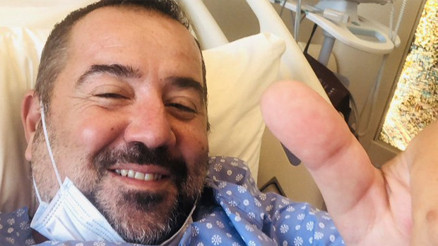 Ata Demirer evde kaza geçirdi