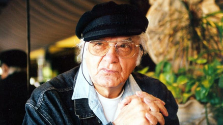Atilla İlhanın eserleri ve özellikleri nelerdir Atilla İlhan şiirleri, romanları ve edebi kişiliği