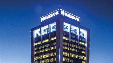 Halkbank’a yılın en iyi bankası ödülü Halkbank’a yılın en iyi bankası ödülü