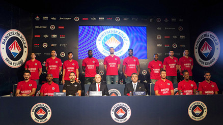 Bahçeşehir Koleji, yeni sezon kadrosunu tanıttı