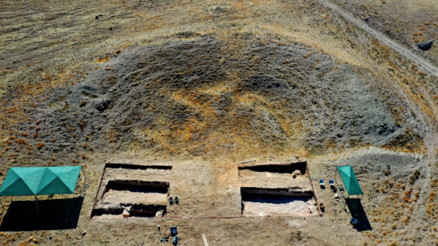 Savatra Antik Kentinde tiyatro gün yüzüne çıkarılıyor