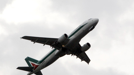 75 yıl önce kurulmuştu... Dev şirket kurtarılamadı Uçuşlarını durduruyor