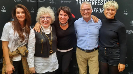 Frankfurt’ta 3 Türk oyunu