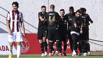 Ümraniyespor 2 - 0 Bandırmaspor