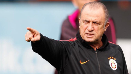 Son Dakika: Lazio maçı öncesi Galatasarayda Fatih Terim teşhisi koydu Sorun savunmada...