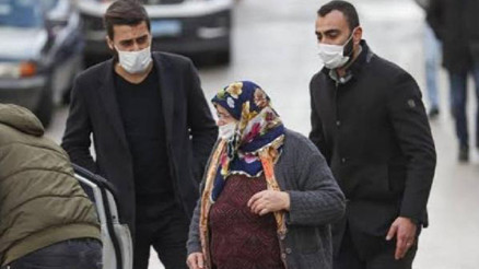 60 yıllık eşini öldüren kadının kızı: Babam anneme şiddet uyguluyordu