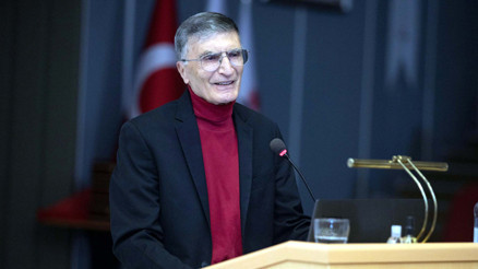 Aziz Sancar liselilerle buluştu