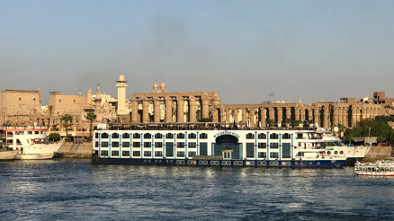 Mısır’da önce bir Nil gemi turu yapın Mısır’da önce bir Nil gemi turu yapın