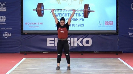 Milli halterci Sera Yenigünden 3 madalya
