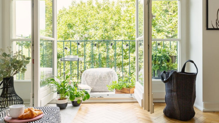 Hem temizlik hem dekorasyon: Yeni bir balkon Hem temizlik hem dekorasyon: Yeni bir balkon
