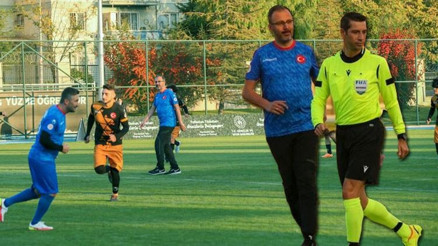 Gençlik ve Spor Bakanı Kasapoğlu: Paylaş ve Paslaş sloganı ile emektar sporcularımızla gençleri bir araya getirdik