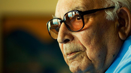 Yaşar Kemal kimdir, kaç yılında ne zaman doğdu İşte en güzel Yaşar Kemal sözleri