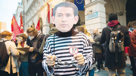 Kurz’un koltuğu her an gidebilir