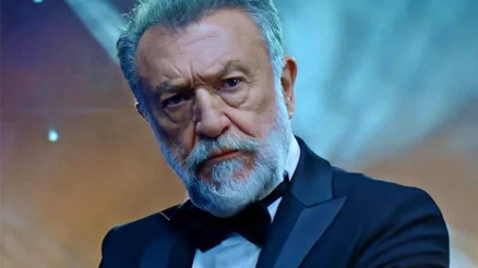 Camdaki Kız’ın Rafet Koroğlu’su Tamer Levent kimdir, kaç yaşında İşte Tamer Levent’in oynadığı diziler…