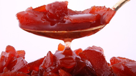 Ayva reçeli nasıl kırmızı olur Evde ayva reçeli yapmanın püf noktaları Ayva reçeli nasıl kırmızı olur Evde ayva reçeli yapmanın püf noktaları