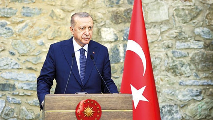 Cumhurbaşkanı Erdoğan: Stratejik yatırımlar için elverişli şartlar sunuyoruz Cumhurbaşkanı Erdoğan: Stratejik yatırımlar için elverişli şartlar sunuyoruz