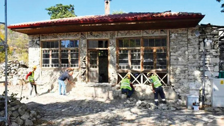 Antik kente asırlık kafe