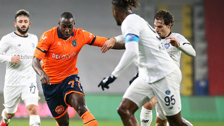 Başakşehir, Emre Belözoğlu yönetiminde 3te 3 yaptı