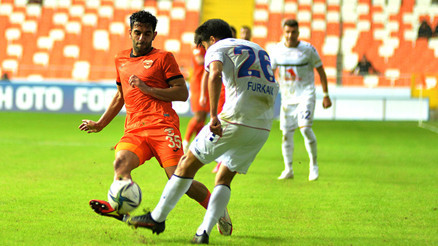 Adanaspor tek atıp 3 aldı