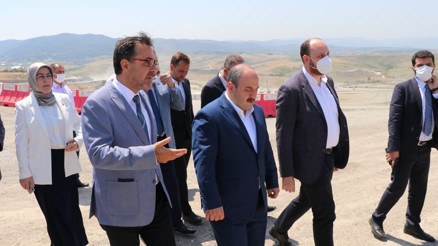 Yalova Makine İhtisas OSB, Sanayi ve Teknoloji Bakanı Mustafa Varank’ı ağırladı